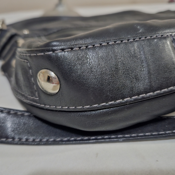 Authentic Black Coach - Picture 3 of 11